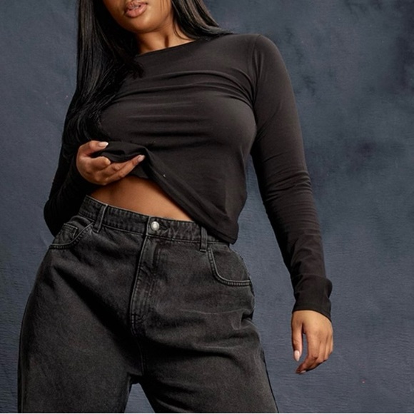 PrettyLittleThing Classic Black Long Sleeve Women's Top - Picture 2 of 4